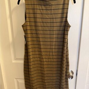 Striped olive green Sleeveless Dress